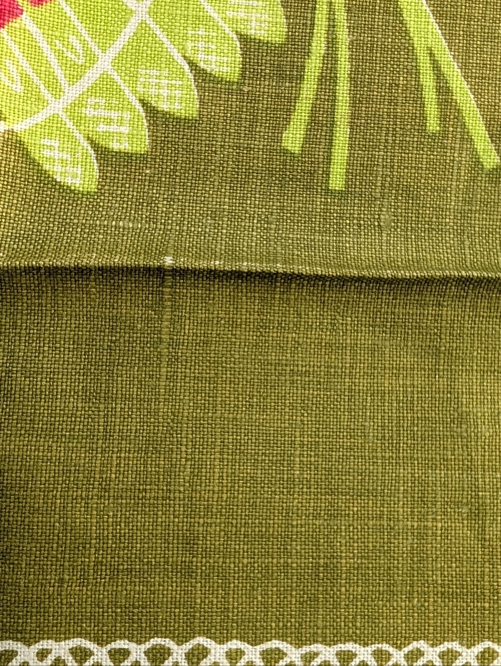 Vintage Prints Charming Vegetable Print Linen Dish Towel in Olive Green and Red - Picture 15 of 16